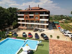 Имоти Варна: Обзаведено студио на метри от морето в к.к.Шкорпиловци Имоти Варна