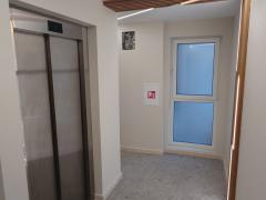 Имоти Варна: Тристаен апартамент под наем, с подземно паркомясто, до ЛИДЪЛ Имоти Варна