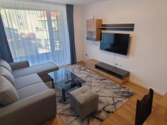 Имоти Варна: Тристаен апартамент под наем, с подземно паркомясто, до ЛИДЪЛ Имоти Варна