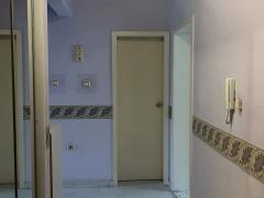 Имоти Варна: Просторен тристаен апартамент в района на Лк Тракия Имоти Варна