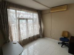 Имоти Варна: Просторен тристаен апартамент в района на Лк Тракия Имоти Варна