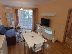 Имоти Варна: Двустаен апартамент под наем в район Бриз, втора линия Имоти Варна